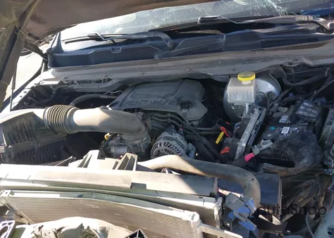 2020 Ram 1500 Laramie 4X2 6'4 Box из США, поврежденный, VIN 1C6RREDT2LN320479